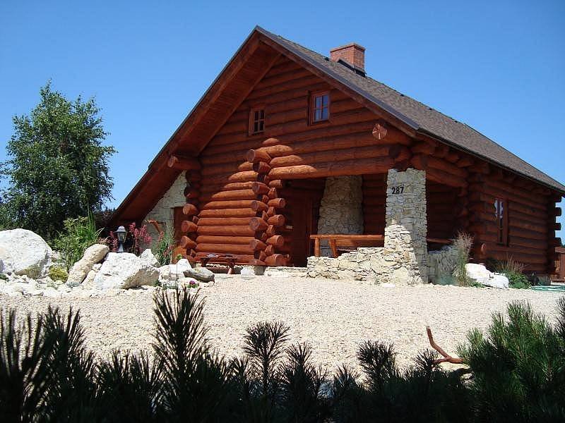 Srub v zahradě - Suchý - Drahanská vrchovina