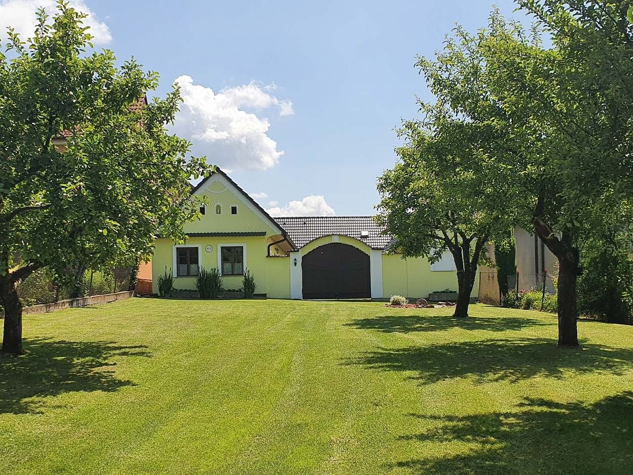 Ubytování Hluboká u Borovan