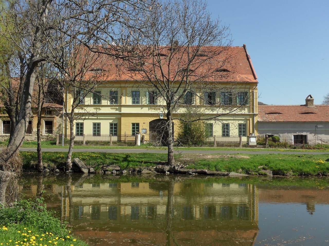 Statek u Chobotnice - Podsedice - České středohoří