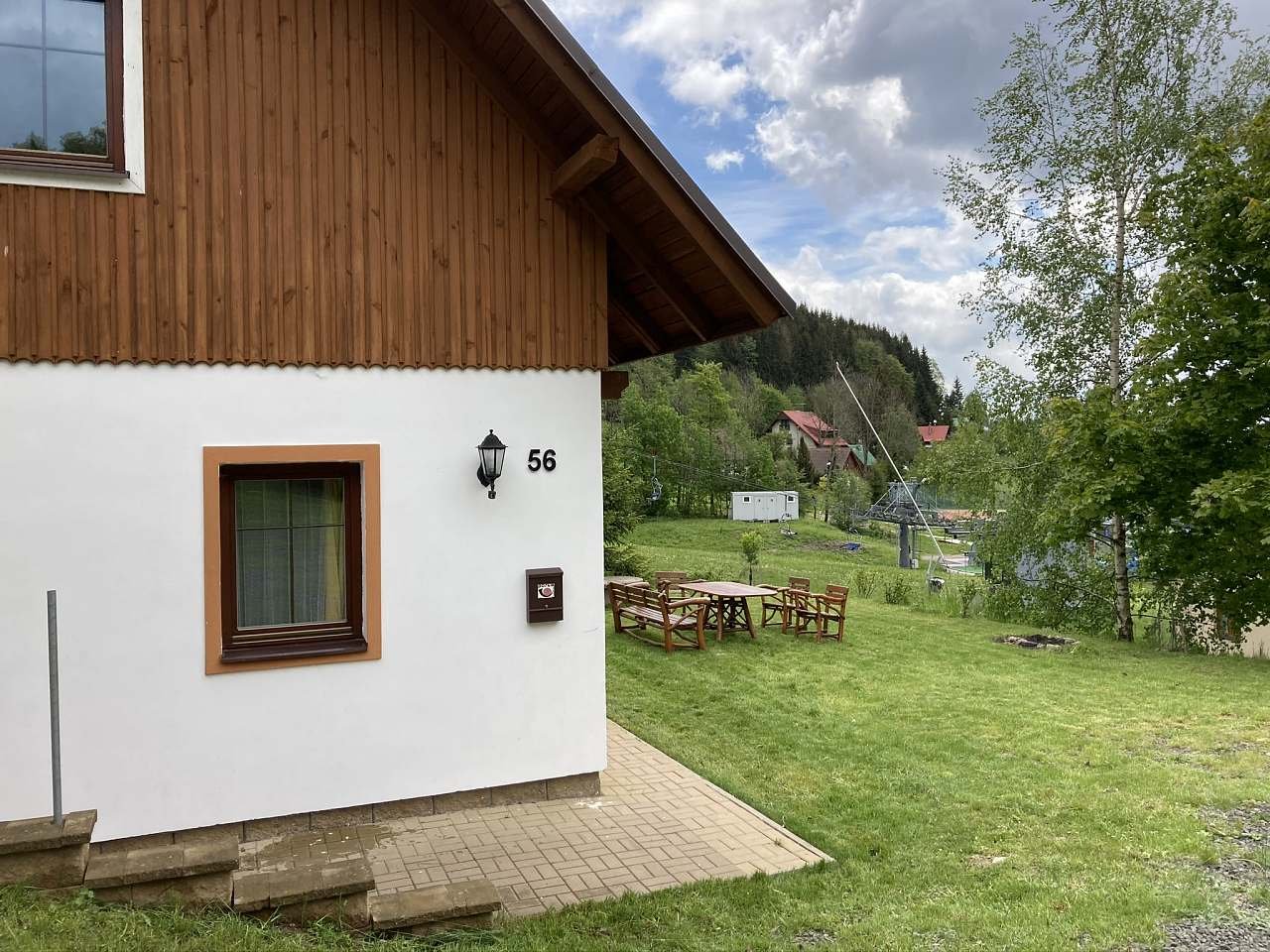 Venkovní posezení, ohniště