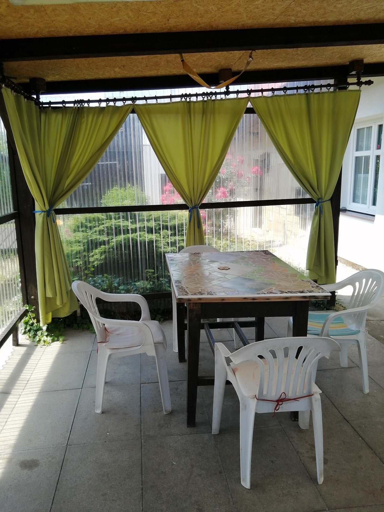 venkovní posezení,pergola