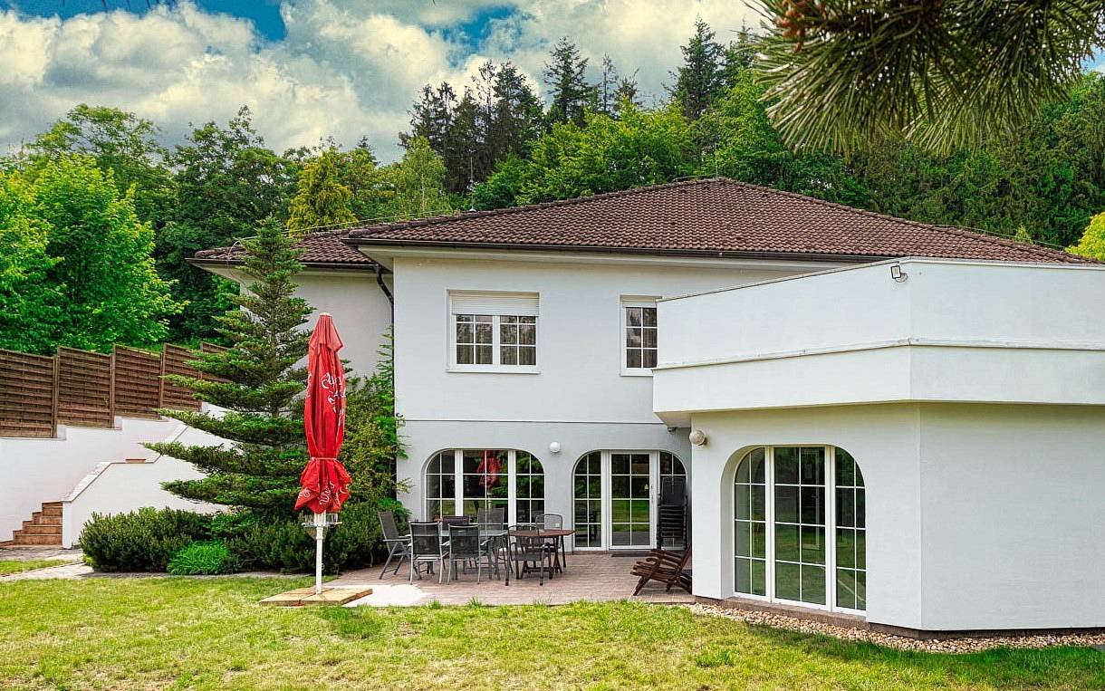 Vila Karolína Štoky