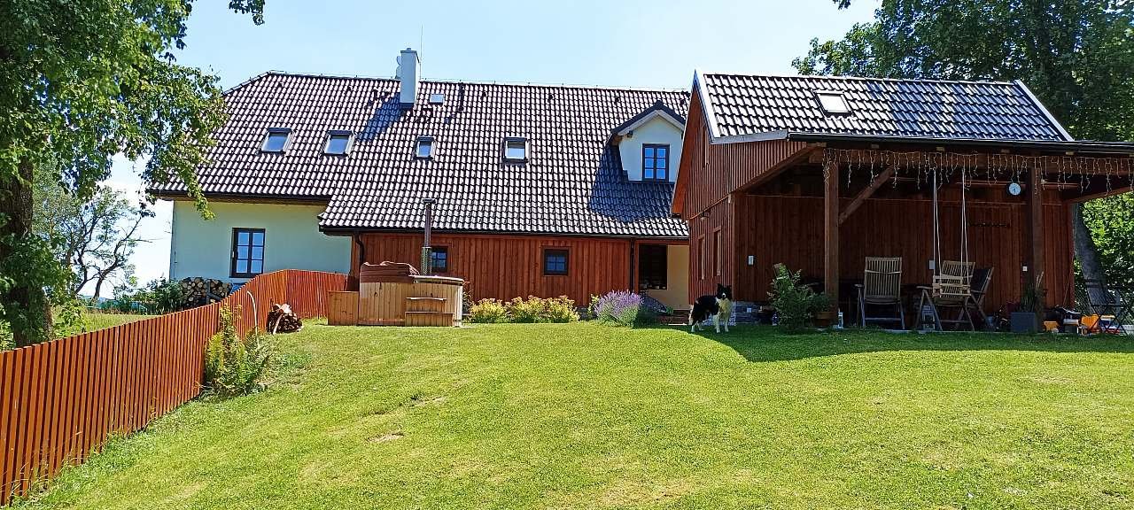 zahrada a pergola pro hosty