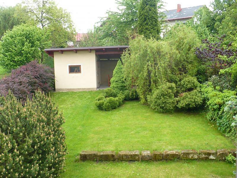 zahrada - pohled z balkónu apartmánu C