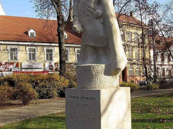 České Budějovice - socha Přemysla Otakara II.