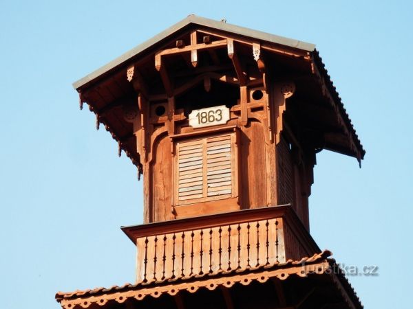 Choltice – zvonice v alpském stylu - tip na výlet