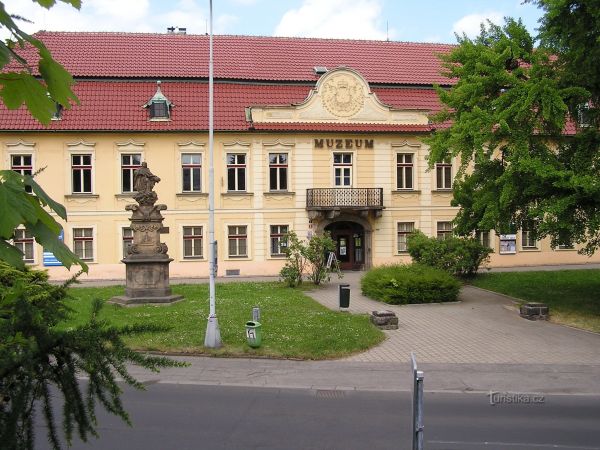 Děčín - Okresní muzeum (OM)