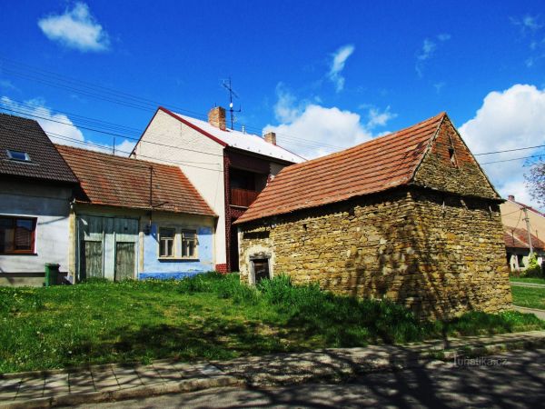Domy lidové architektury v obci Hrubá Vrbka na Slovácku