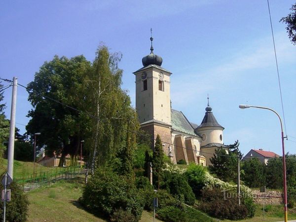 Drnovice-farní kostel sv. Vavřince - tip na výlet