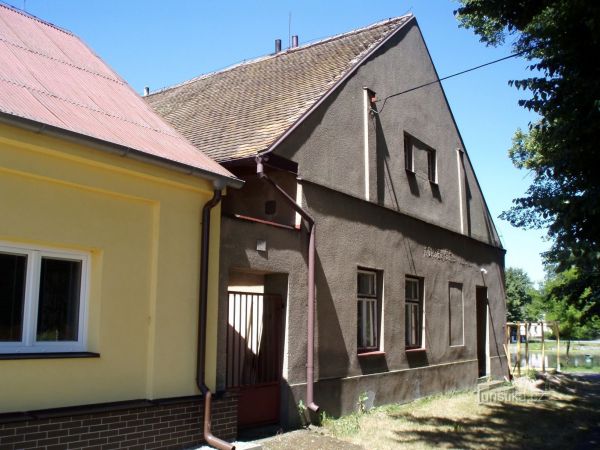 Dům čp. 1 v Dubinské ulici v Hradci Králové