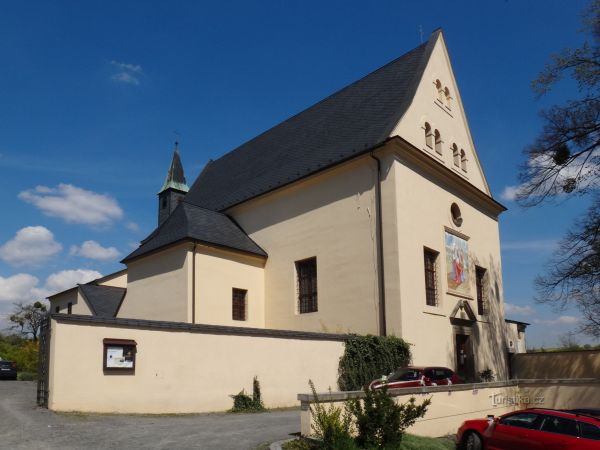 Fulnek - kostel sv. Josefa - tip na výlet