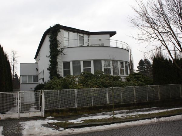 Funkcionalistická vila Marie Andráškové v Přerově