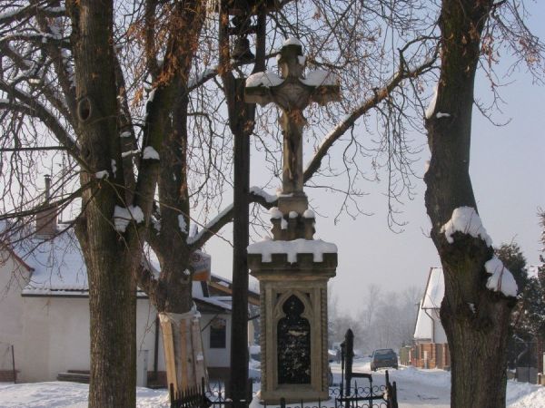 Hradec Králové - Třebeš - kříž se zvoničkou