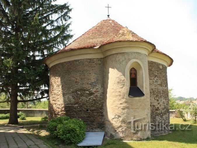 Hrádek - kaple sv. Oldřicha - tip na výlet