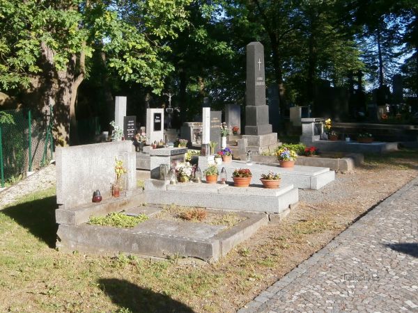 Hřbitov na Orebě v Třebechovicích pod Orebem