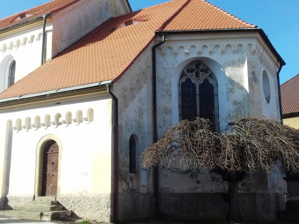 Hrob - Kostel sv. Barbory