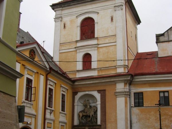 Jaroměř - městská brána se zvonicí	