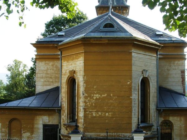 Jeseník - kostel sv. Jiří v Bukovici