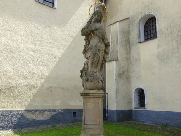 Klimkovice - socha Panny Marie - tip na výlet