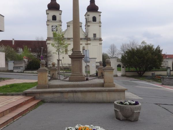 Kostel Nanebevzetí Panny Marie a Dominikánský klášter v Uherském Brodě - tip na výlet