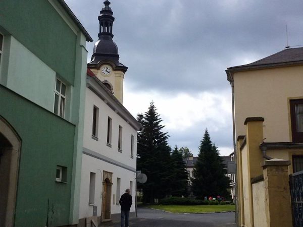 Kostel sv.Bartoloměje na Dobrovského náměstí v Rumburku - tip na výlet