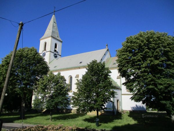 Kostel sv. Jakuba Staršího, apoštola ve Stračově - tip na výlet