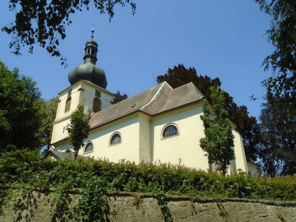Kostel sv. Jiří, mučedníka v Hněvčevsi - tip na výlet