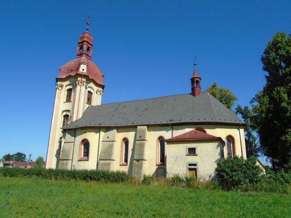 Kostel sv. Josefa v Dubenci - tip na výlet