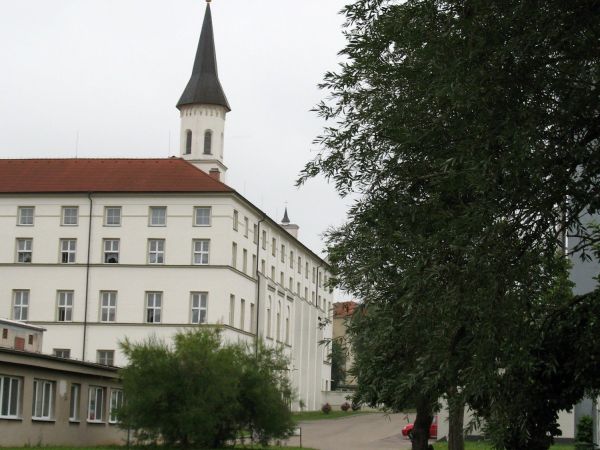 Kostel sv. Rodiny Praha - Řepy