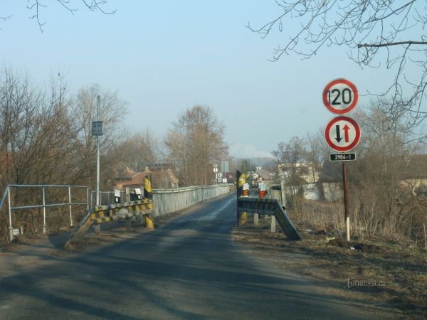 Kunětice - železný most