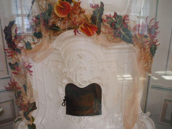 Květiny pro zámeckou paní – výstava květinového aranžmá v zámku Náměšt na Hané - tip na výlet