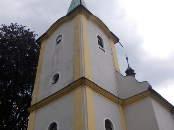Lešná u Valašského Meziříčí - kostol sv. Michaela Archaniela