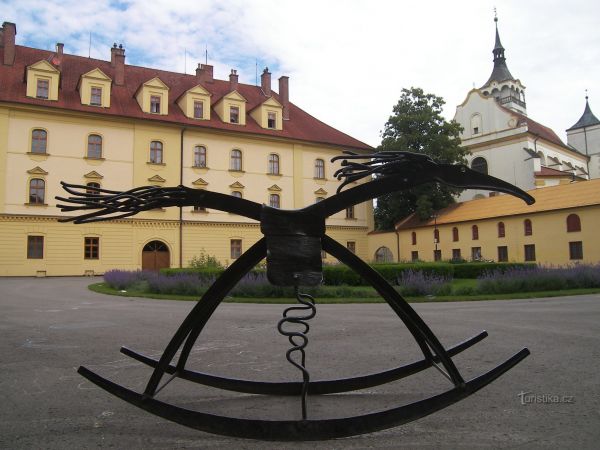 Lipník nad Bečvou - zámek, střešní zahrada a zámecký park