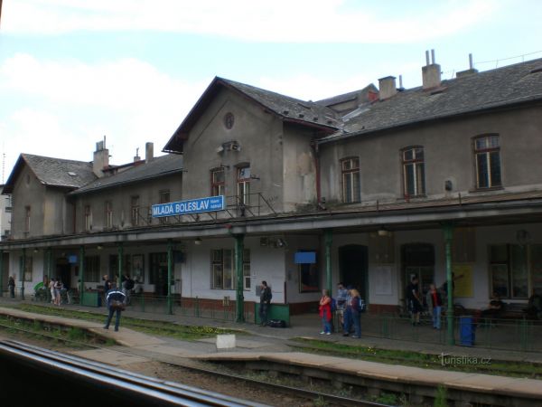Mladá Boleslav hlavní nádraží - železniční stanice - tip na výlet