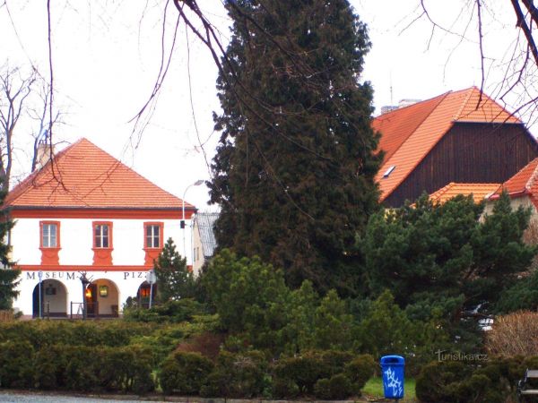 Muzeum hrnčířství v Kostelci nad Černými lesy