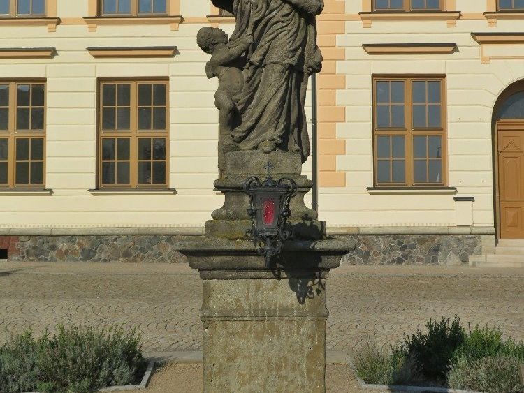 Nasavrky - socha sv. Jana Nepomuckého