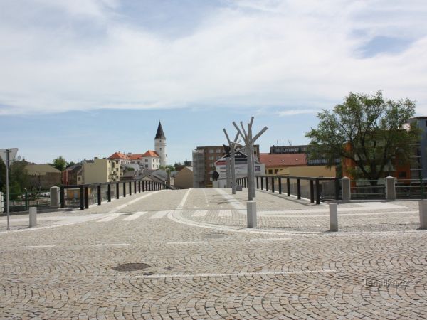 Nově postavený Tyršův most v Přerově