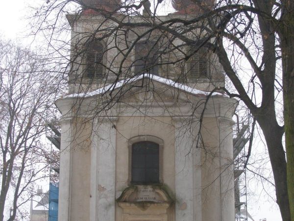 Nový Bydžov - kostel Nejsvětější Trojice - tip na výlet