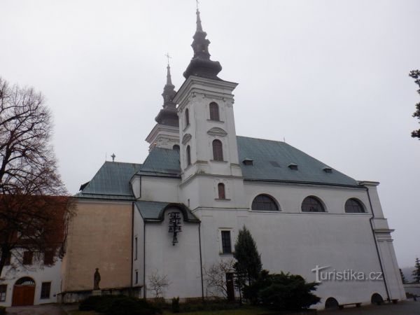 Obrázky z Brna a okolí – Vranov a kostel Narození Panny Marie - tip na výlet