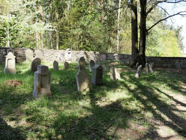 Osek, židovský hřbitov. - tip na výlet
