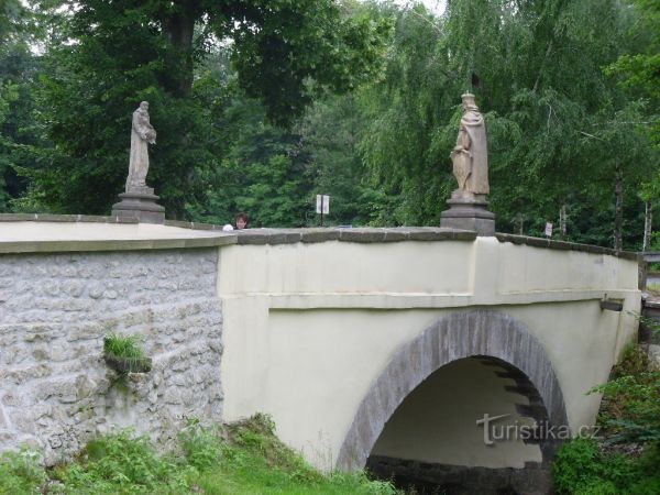 Osík - kamenný most - tip na výlet