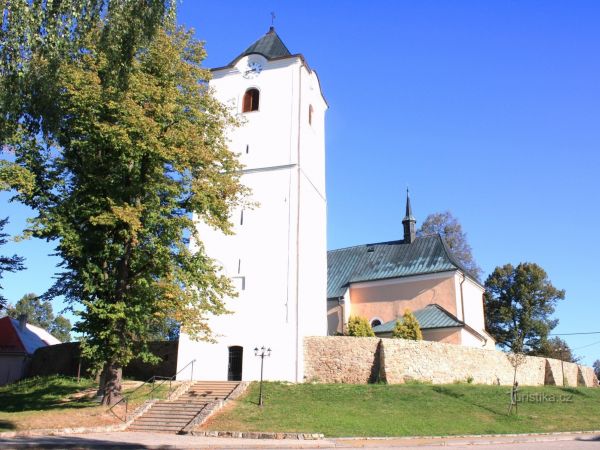 Osová Bítýška - kostel sv. Jakuba Většího - tip na výlet