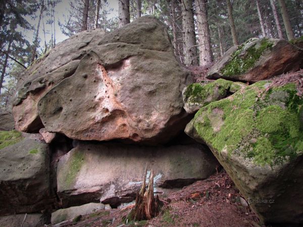 Ostatní valašskosenické "kameně" - tip na výlet