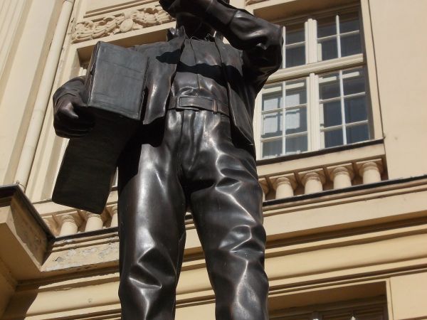 Ostrava - socha, pomník Karla Kryla - tip na výlet
