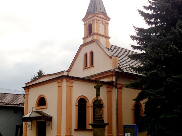 Otrokovice - Kvítkovice - kostel sv. Anny