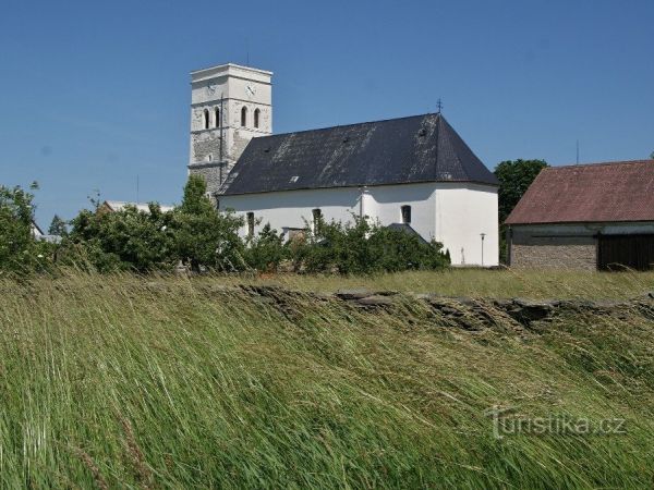 Paseka (u Šternberku) – areál kostela sv. Kunhuty - tip na výlet
