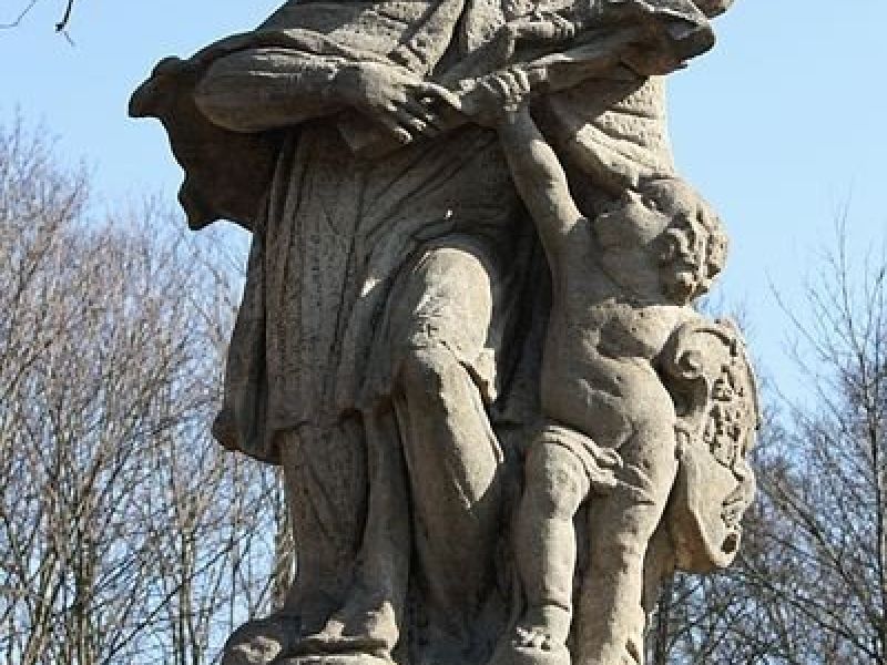 Petrohrad - socha svatého Jana Nepomuckého u Finkova rybníka - tip na výlet