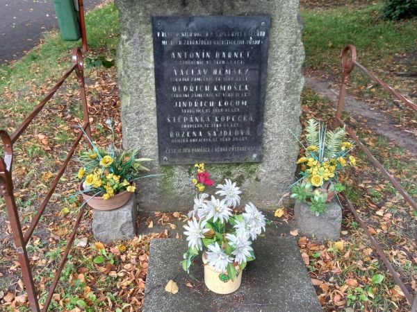 Pomník obětem 2. světové války v Chocni