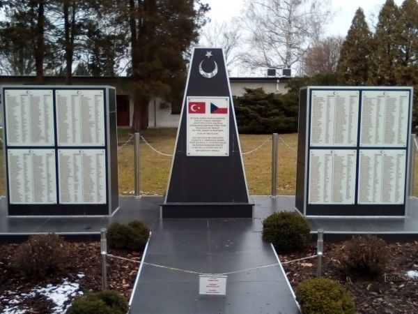 Pomník padlým tureckým vojákům z 1. světové války