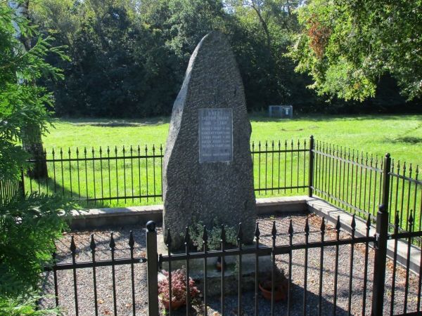 Pomník padlým v 1. světové válce v Hrádku u Pardubic